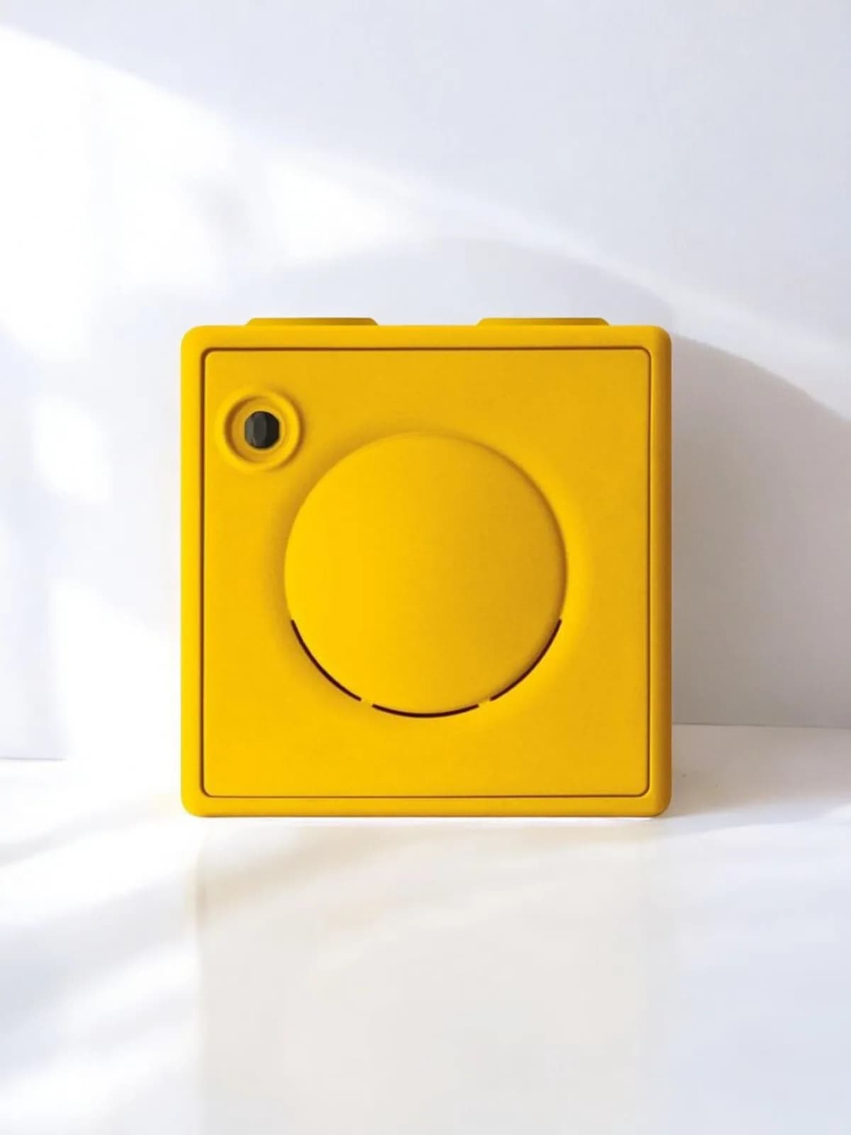 Vestiaire OonCUB casier plastique de rangement jaune sunny