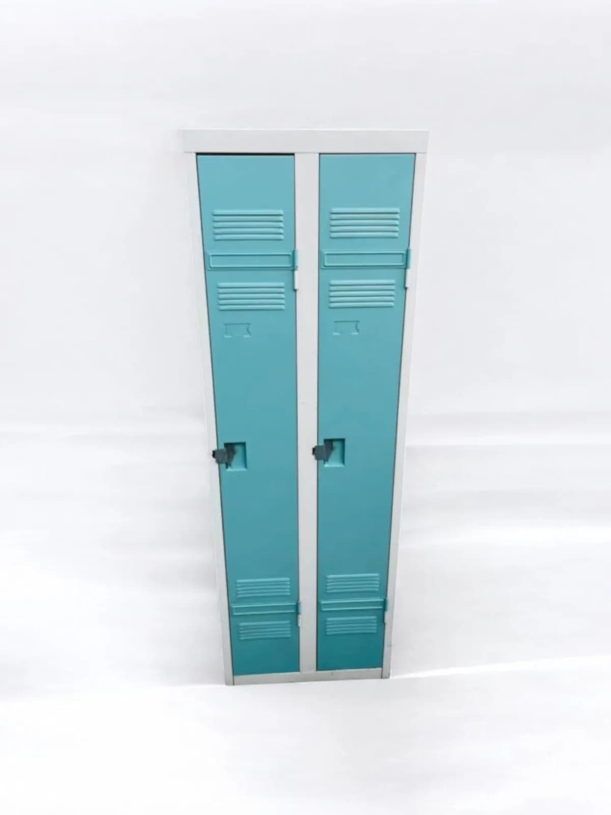 Armoire vestiaire 2 portes en métal atelier