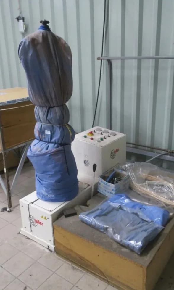 Mannequin vapeur SILC avec chaudière incorporée — vue 2