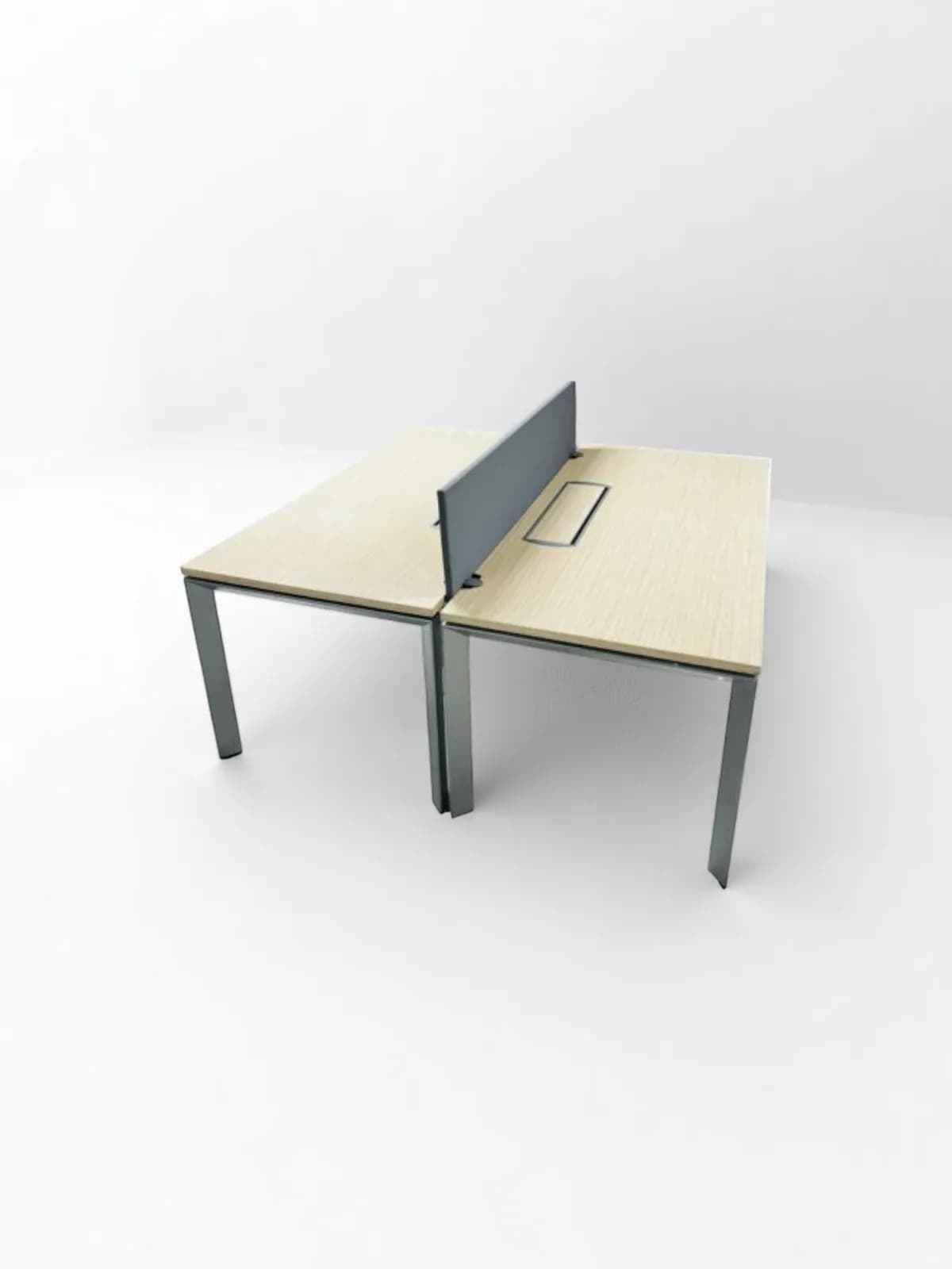 Bureau bench Steelcase 160x180cm 2 postes promo