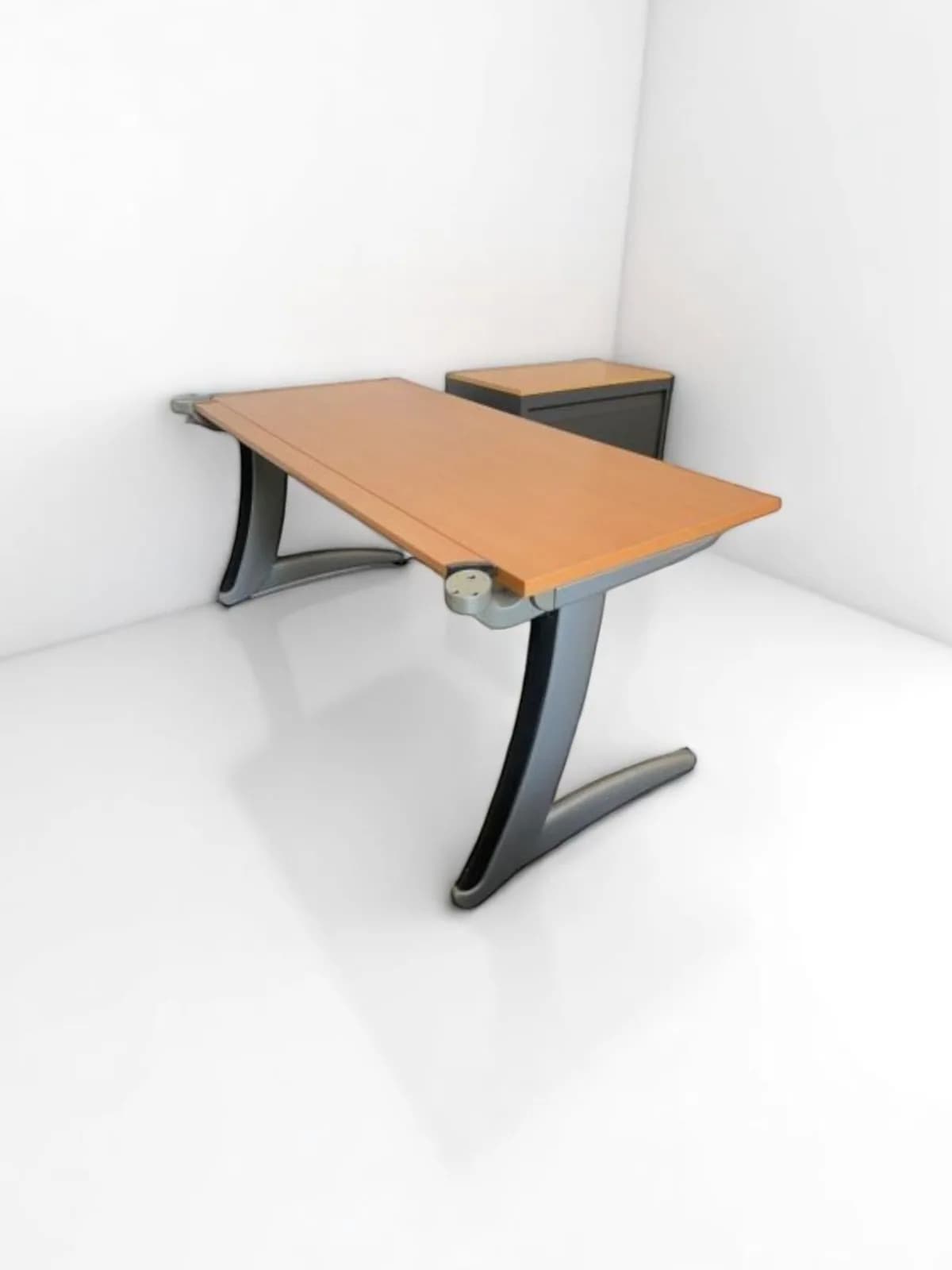 Ensemble bureau Steelcase & armoire promo 160x80cm