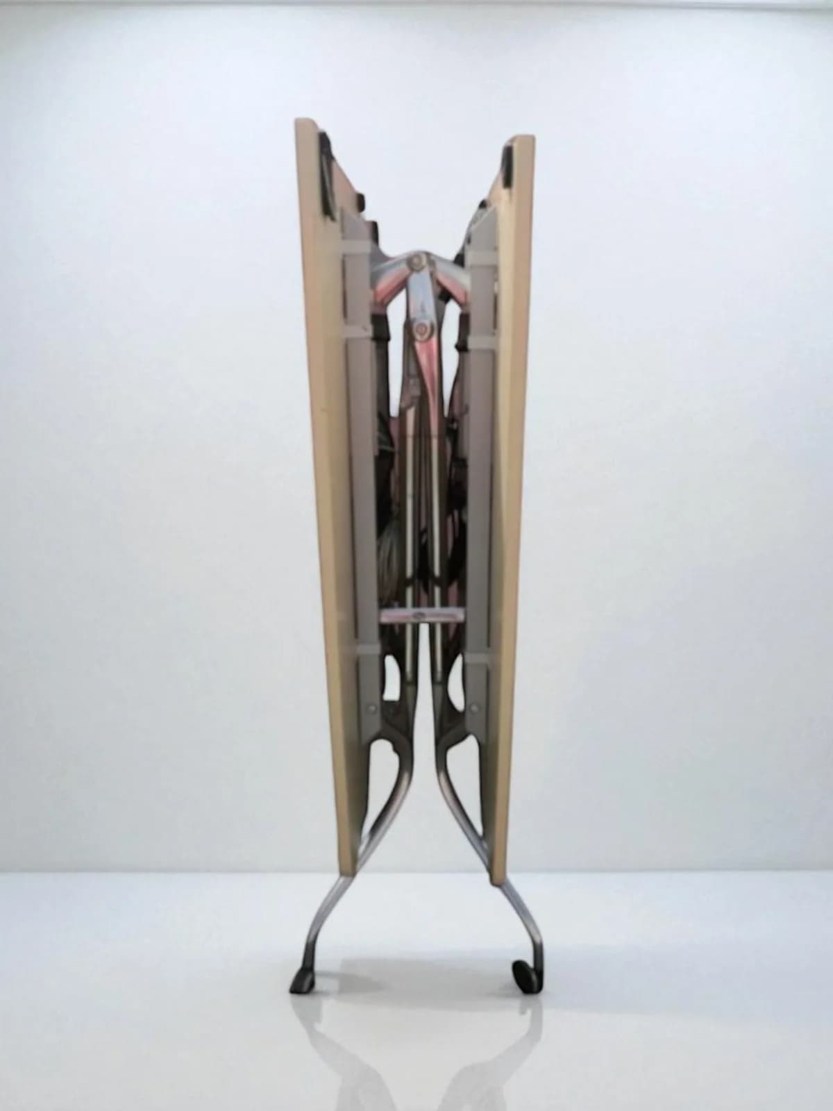 Table de Conférence Pliante Wilkhahn 280x140 cm – Élégance et Flexibilité — vue 3