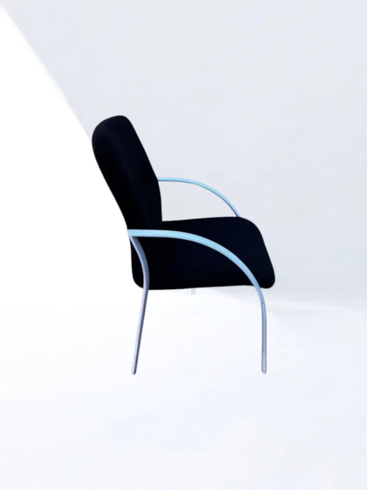 Chaise accueil pour réception en tissu noir — vue 2