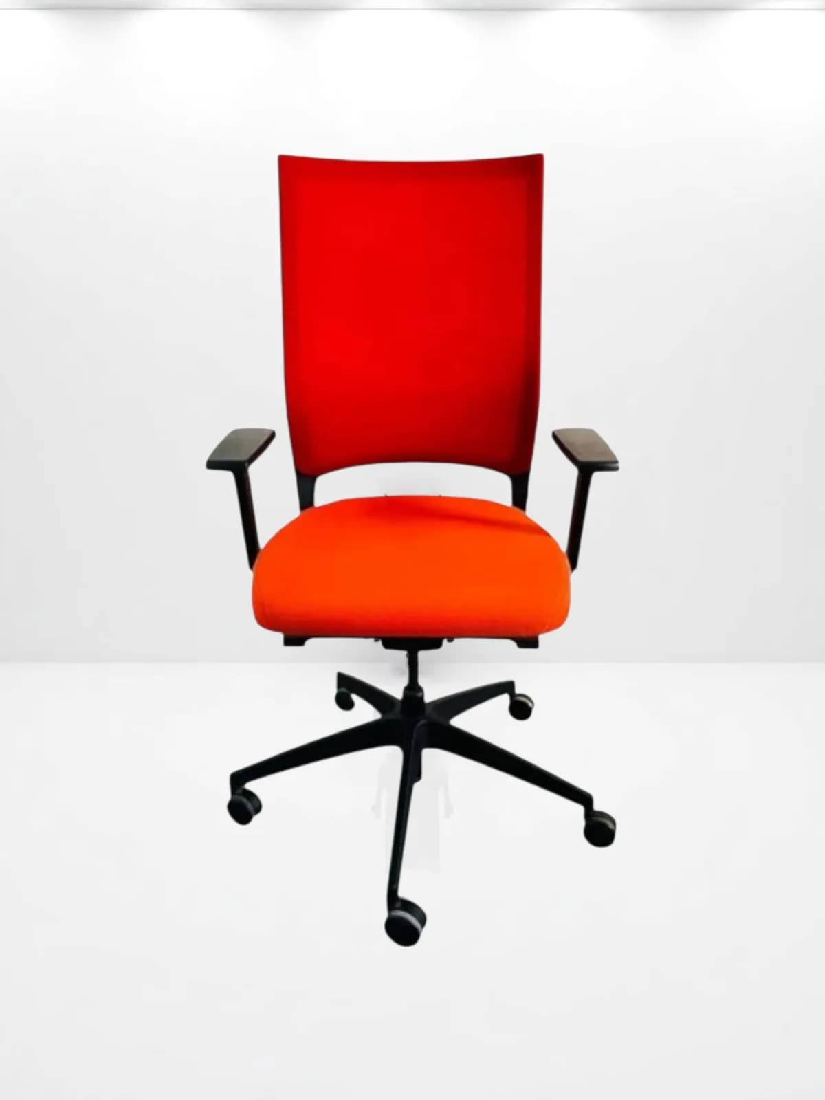 Sedus quarterback chaise a roulette couleur rouge — vue 2
