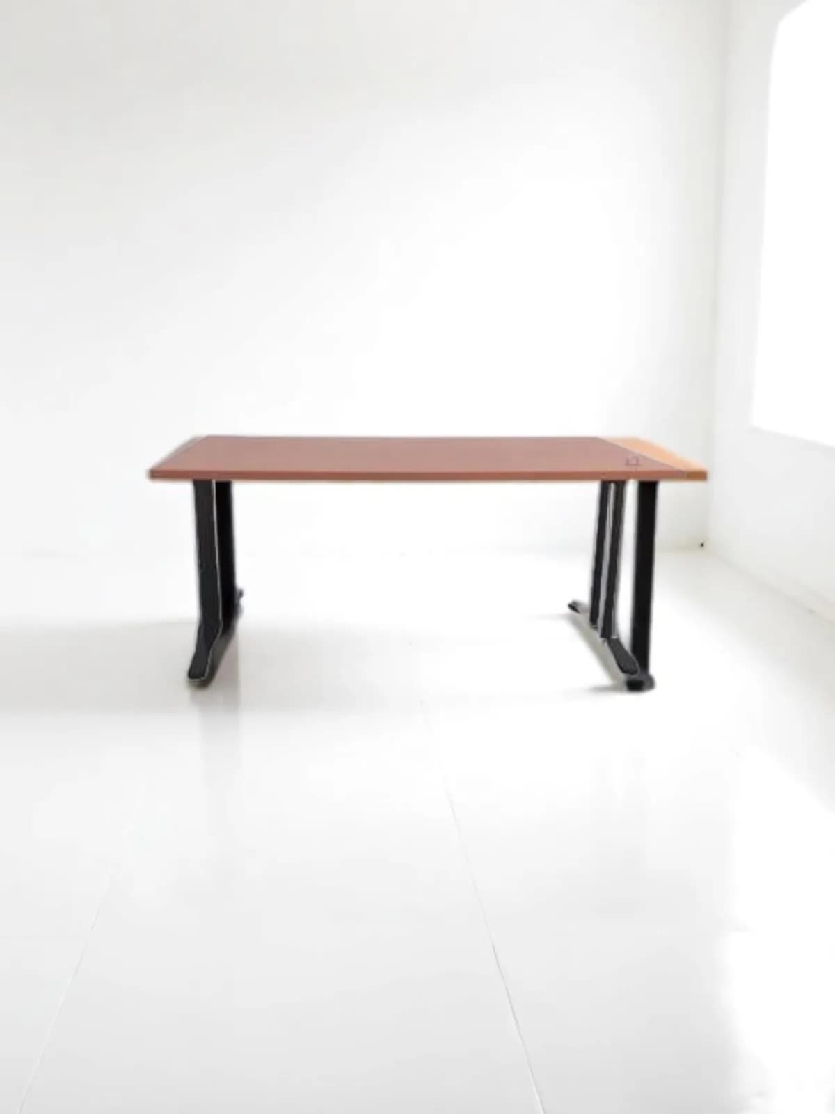 Bureau droit HAWORTH 160x80cm — vue 2