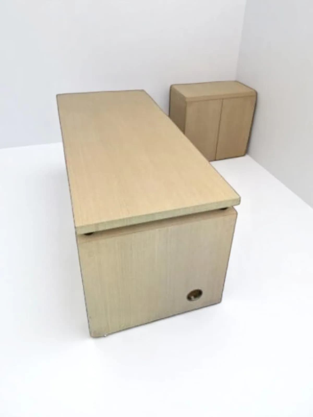 Bureau droit en bois 160x80cm avec caisson — vue 4