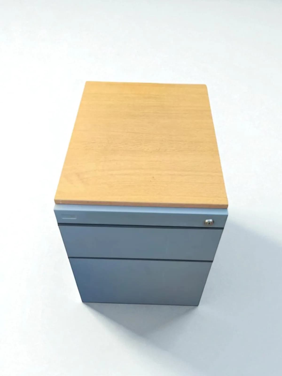 Caisson Magencia gris finition bois + clé promo — vue 2