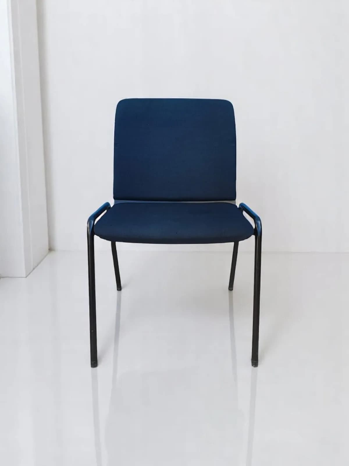 Chaise Haworth de Réunion ou Accueil - Tissu Noir