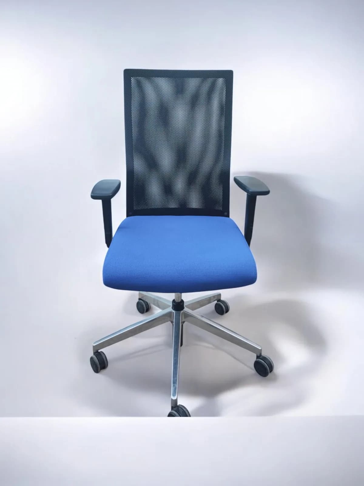 Chaise de bureau Ergonomique Zuco mesh assise bleu