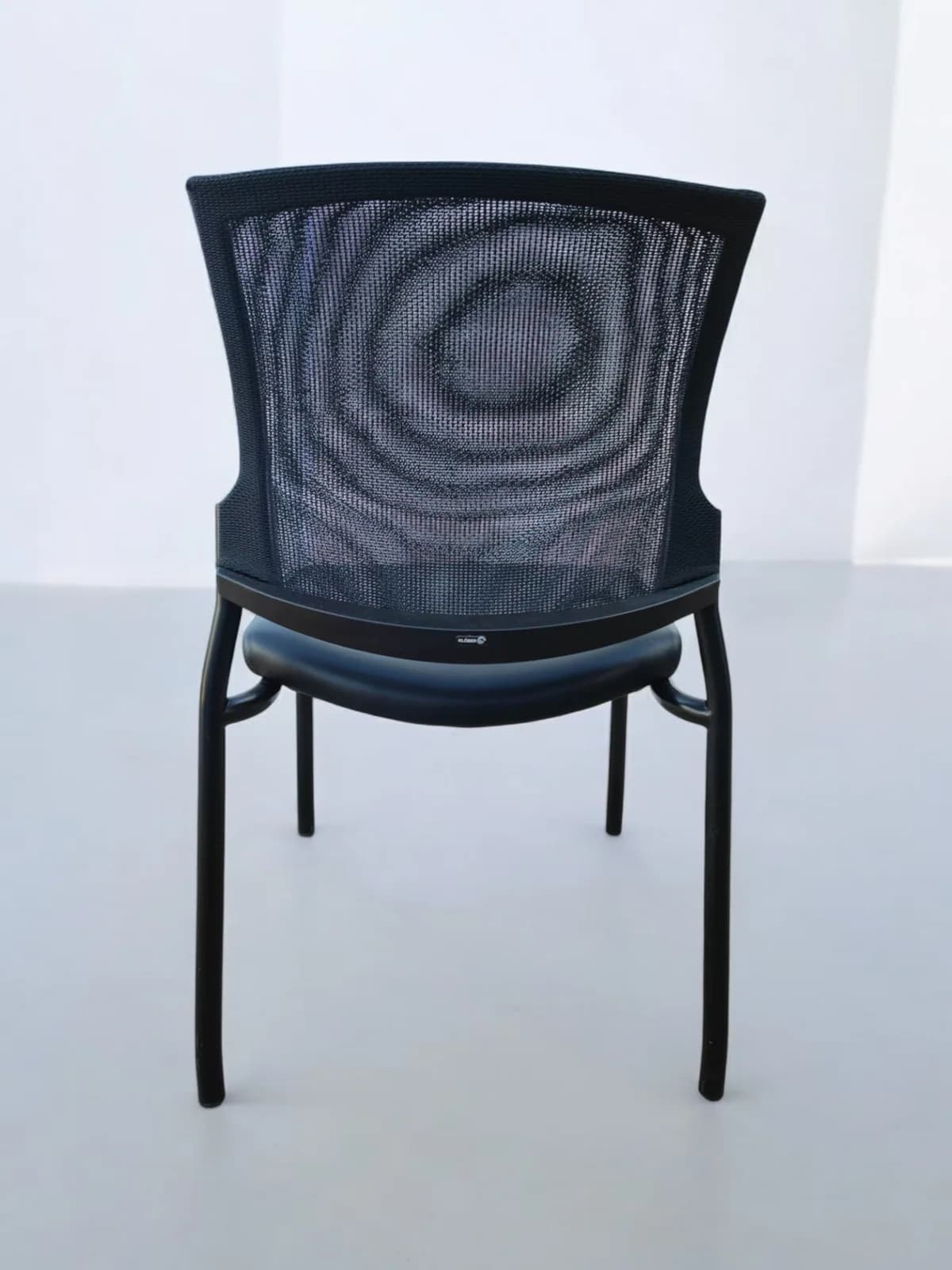 Chaise visiteur Klöber Veo mesh assise cuir — vue 5