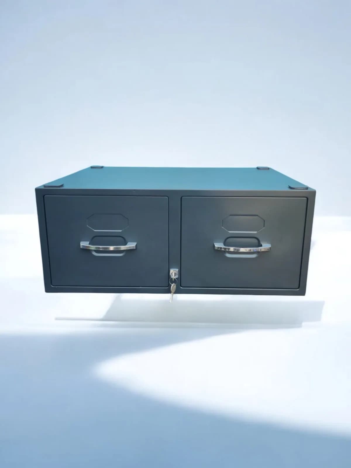 Meuble de rangement métallique à tiroirs pour bureau