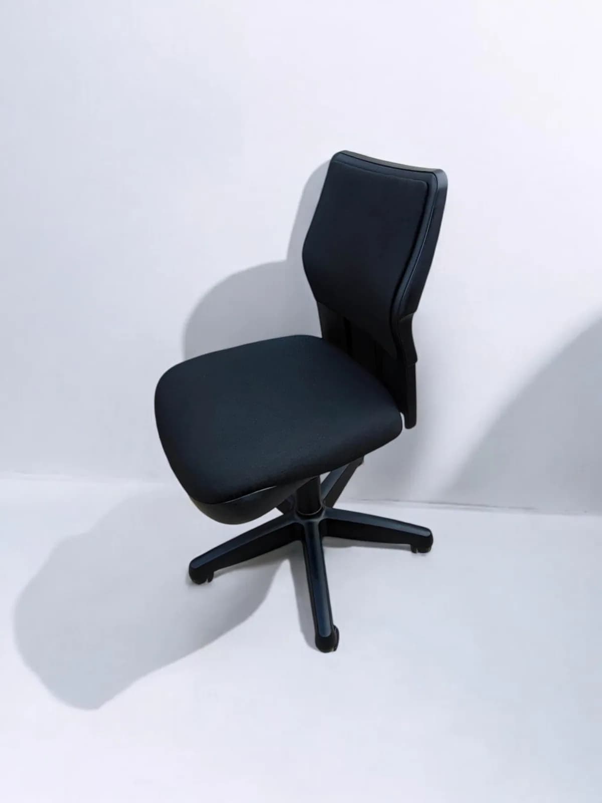 Chaise à roulette Steelcase Strafor sans accoudoirs — vue 3