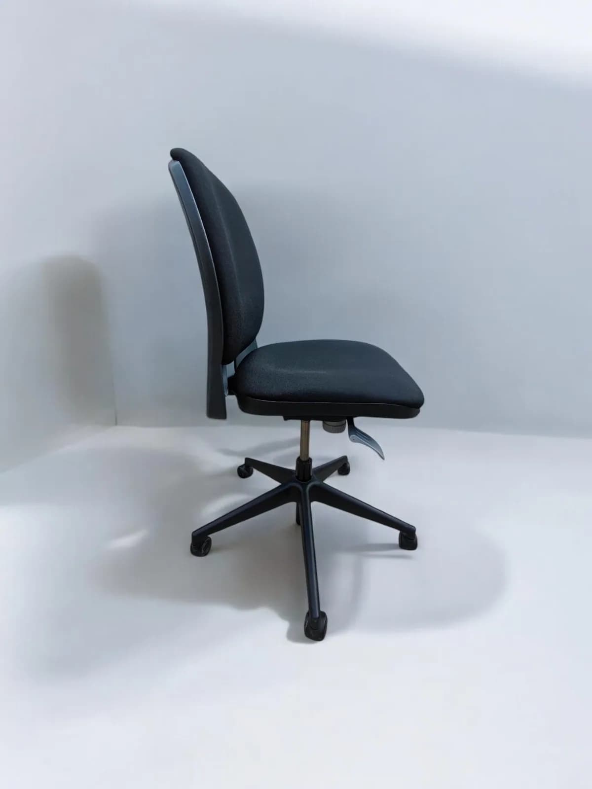 Chaise à roulette Eurosit ergonomique — vue 5