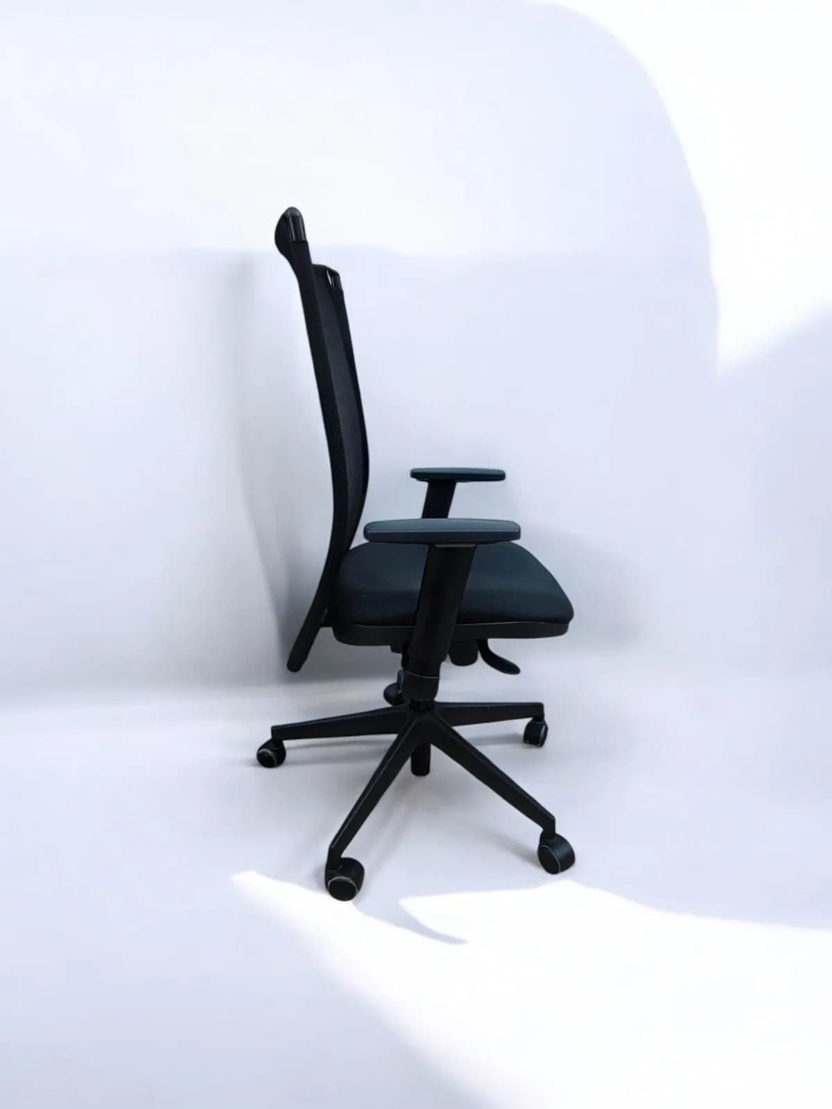 Chaise ergonomique Eurosit dossier mesh promo — vue 2