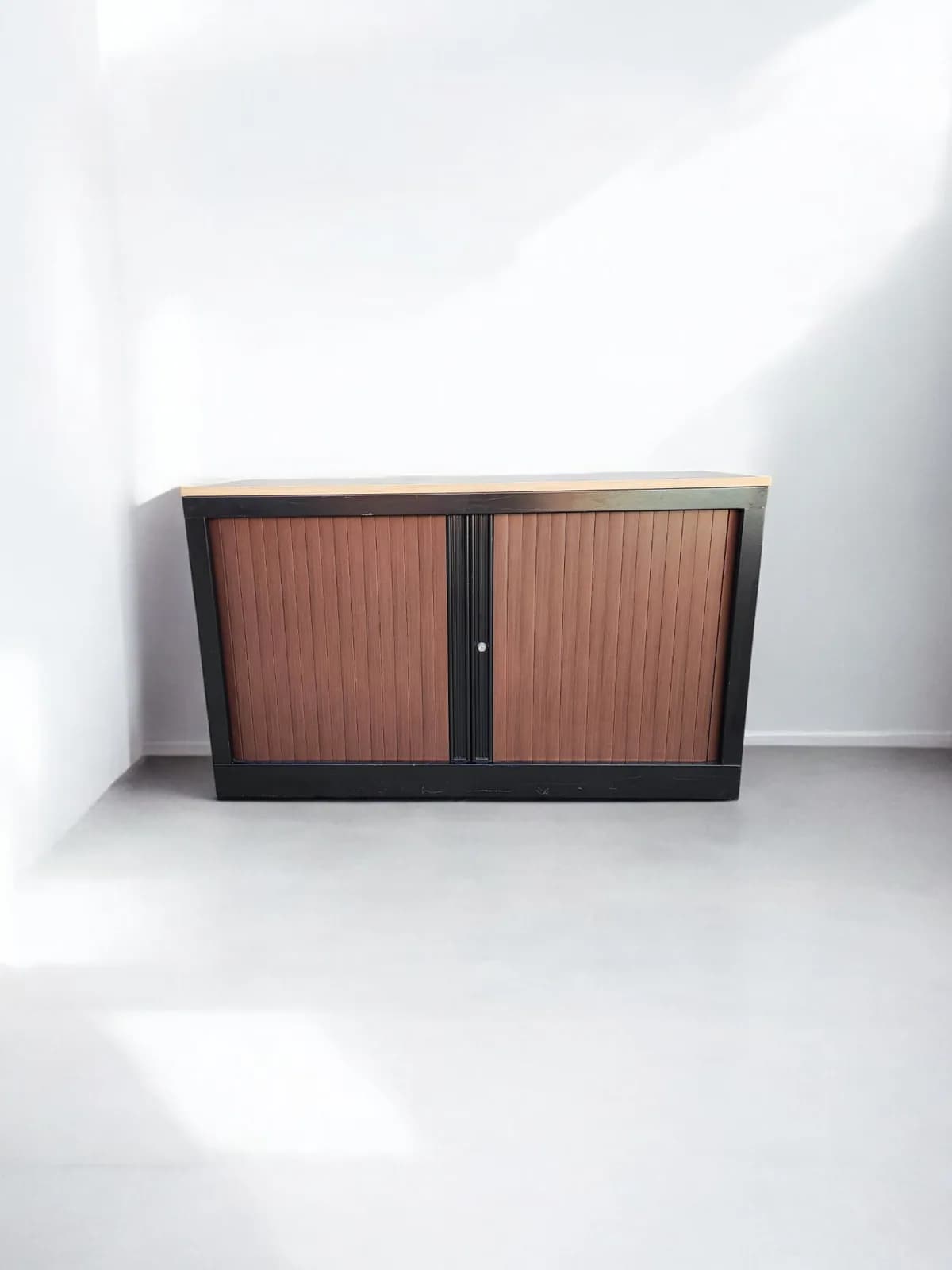 Armoire Vinco bi-color finition chêne – 120x74 cm