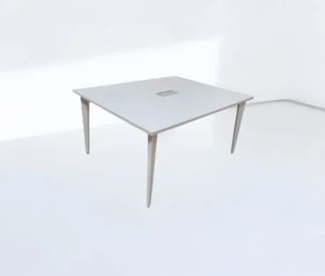 Table reunion 140x140cm — vue 2