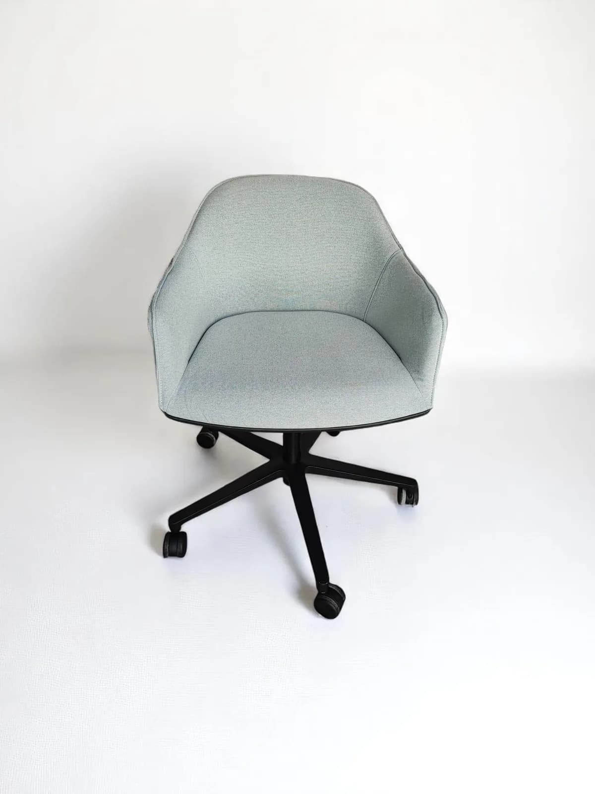 Chaise Vitra SoftShell piètement 5 branches tissu — vue 2