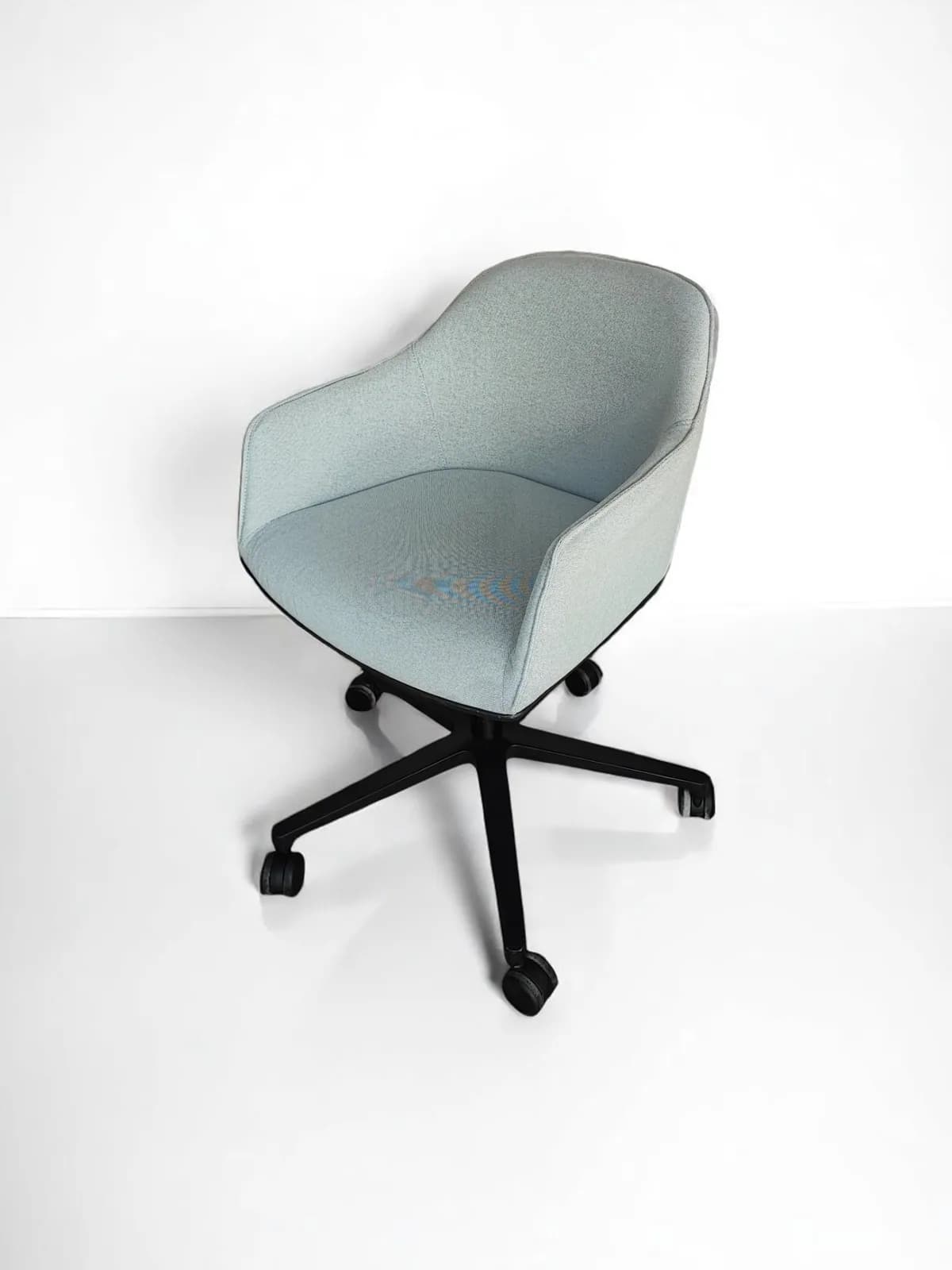 Chaise Vitra SoftShell piètement 5 branches tissu