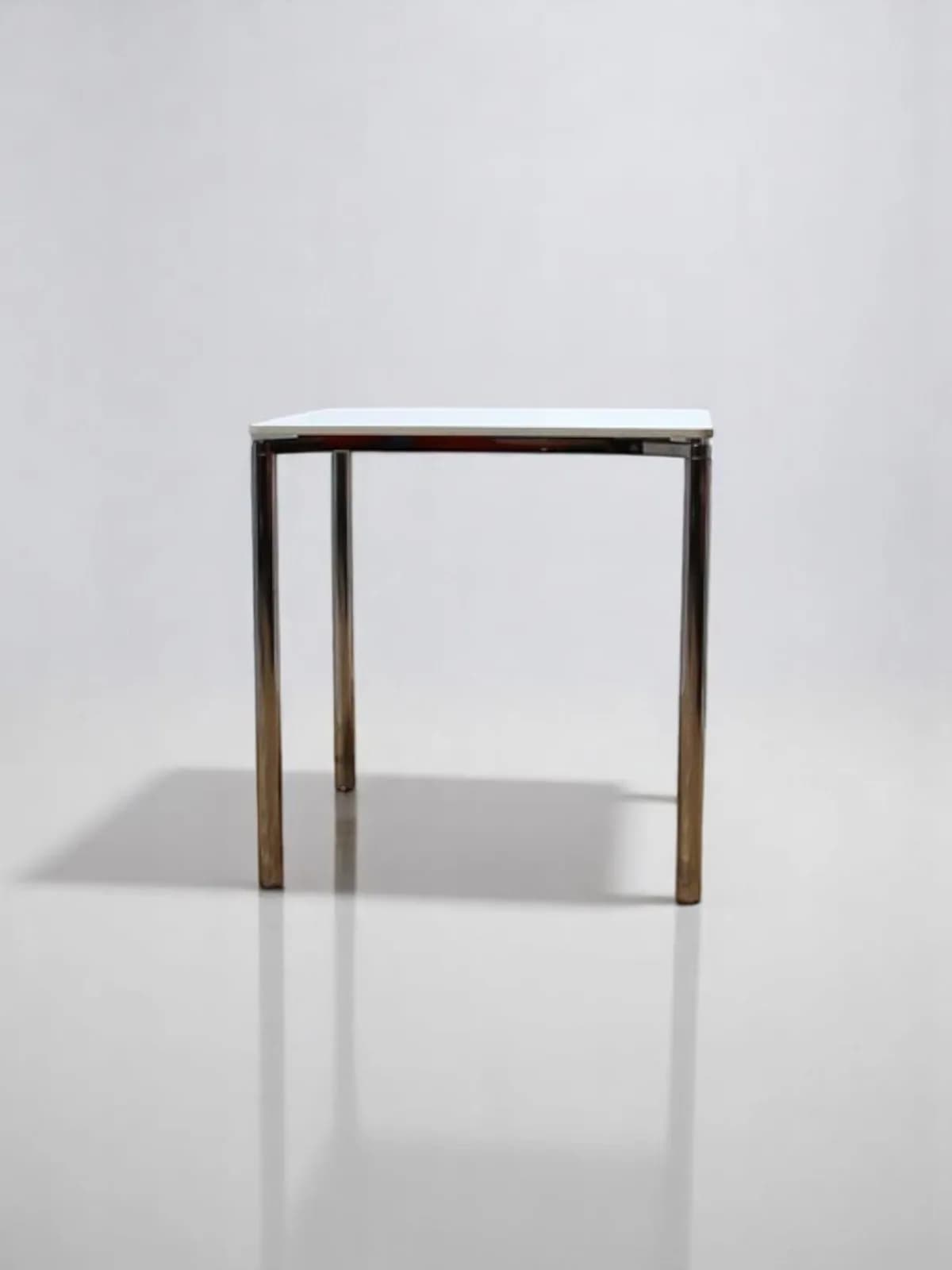 Table de Salle à Manger Plano de Fritz Hansen chromé — vue 4
