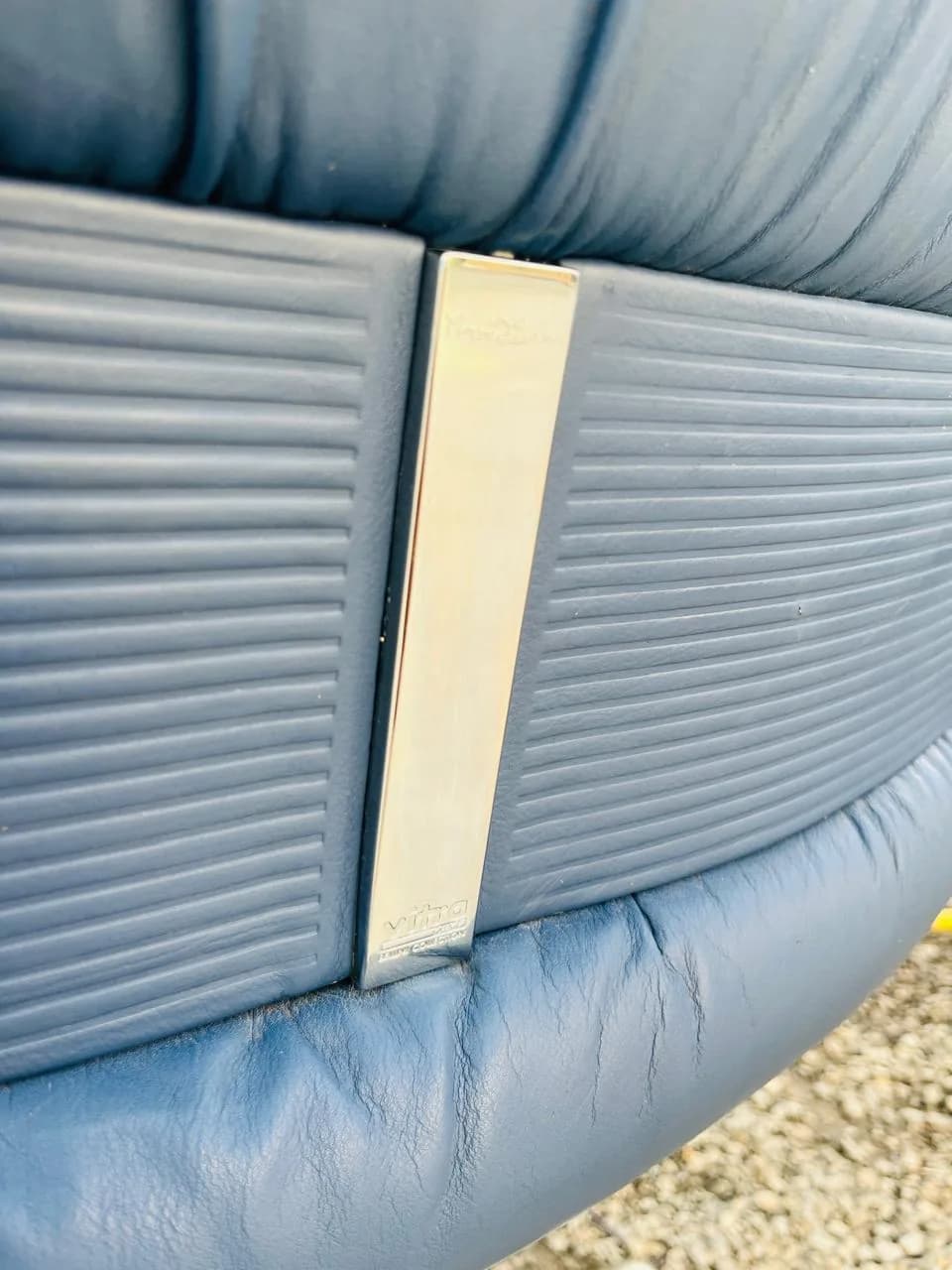 FAUTEUIL DIRECTION VITRA DESIGN MARIO BELLINI CUIR BLEU — vue 5