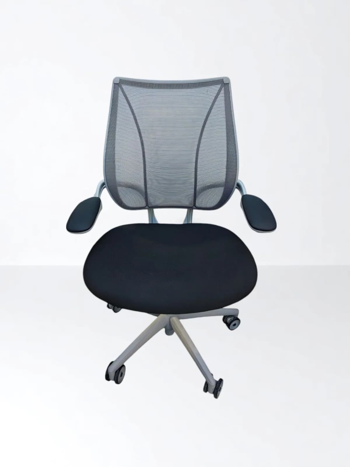 Chaise à roulette humanscale liberty gris/noir