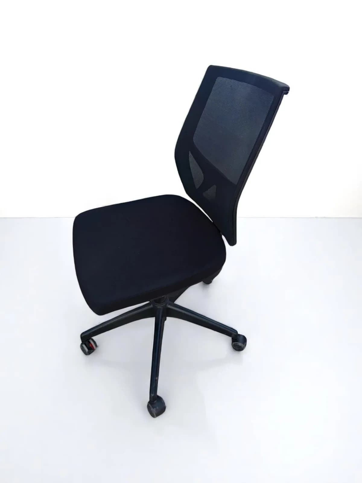 Fauteuil de bureau Rafale Synchrone mesh noir — vue 2