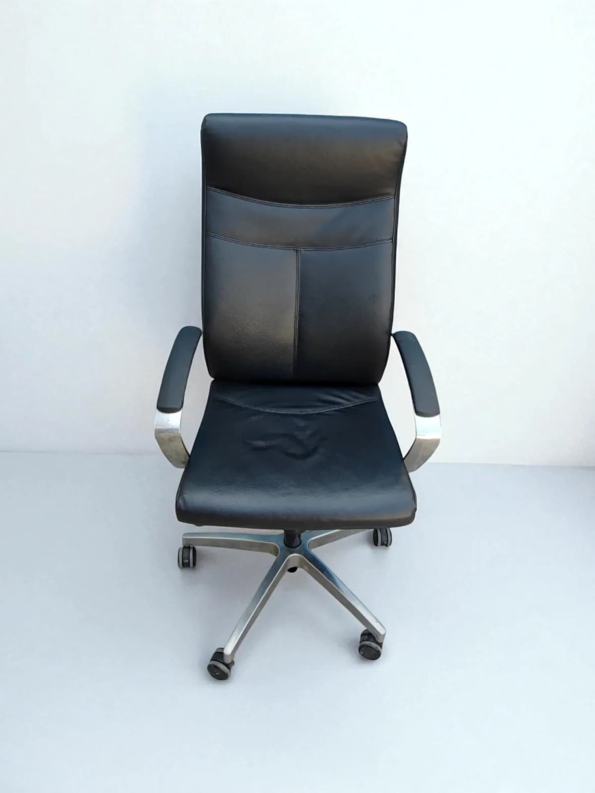 Fauteuil direction cuir noir appui tête promo