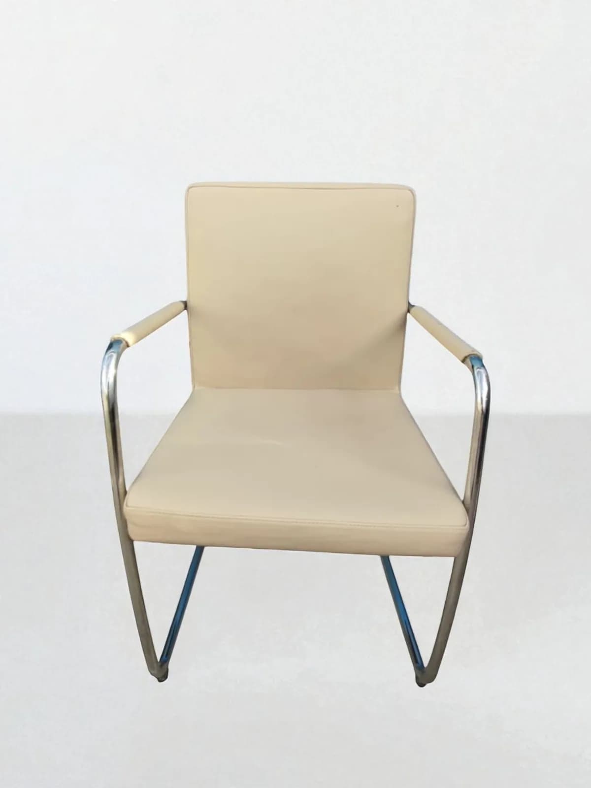 Chaise visiteur Bene de direction en cuir luge