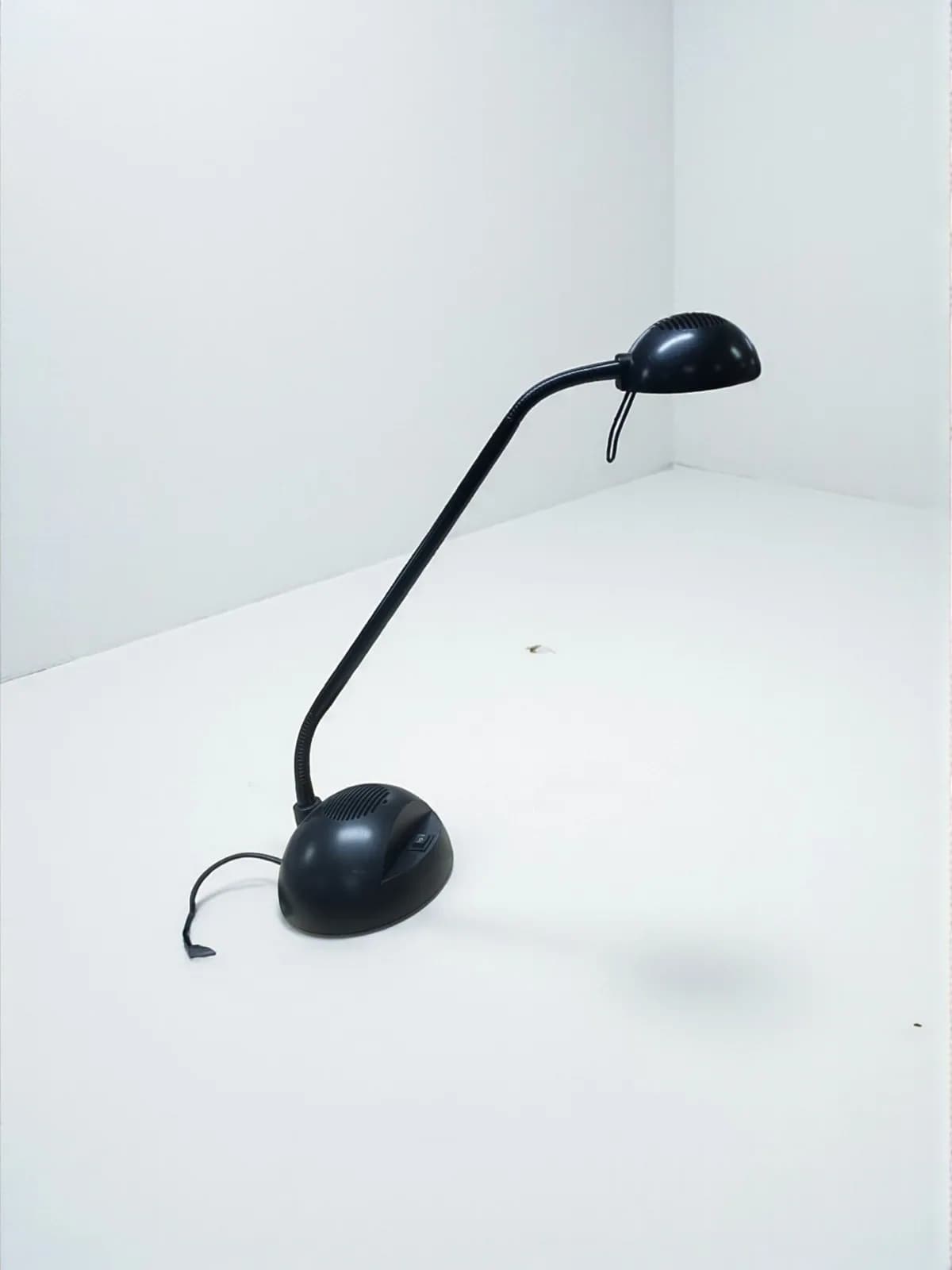 Lampe de bureau noir classic LUM promo