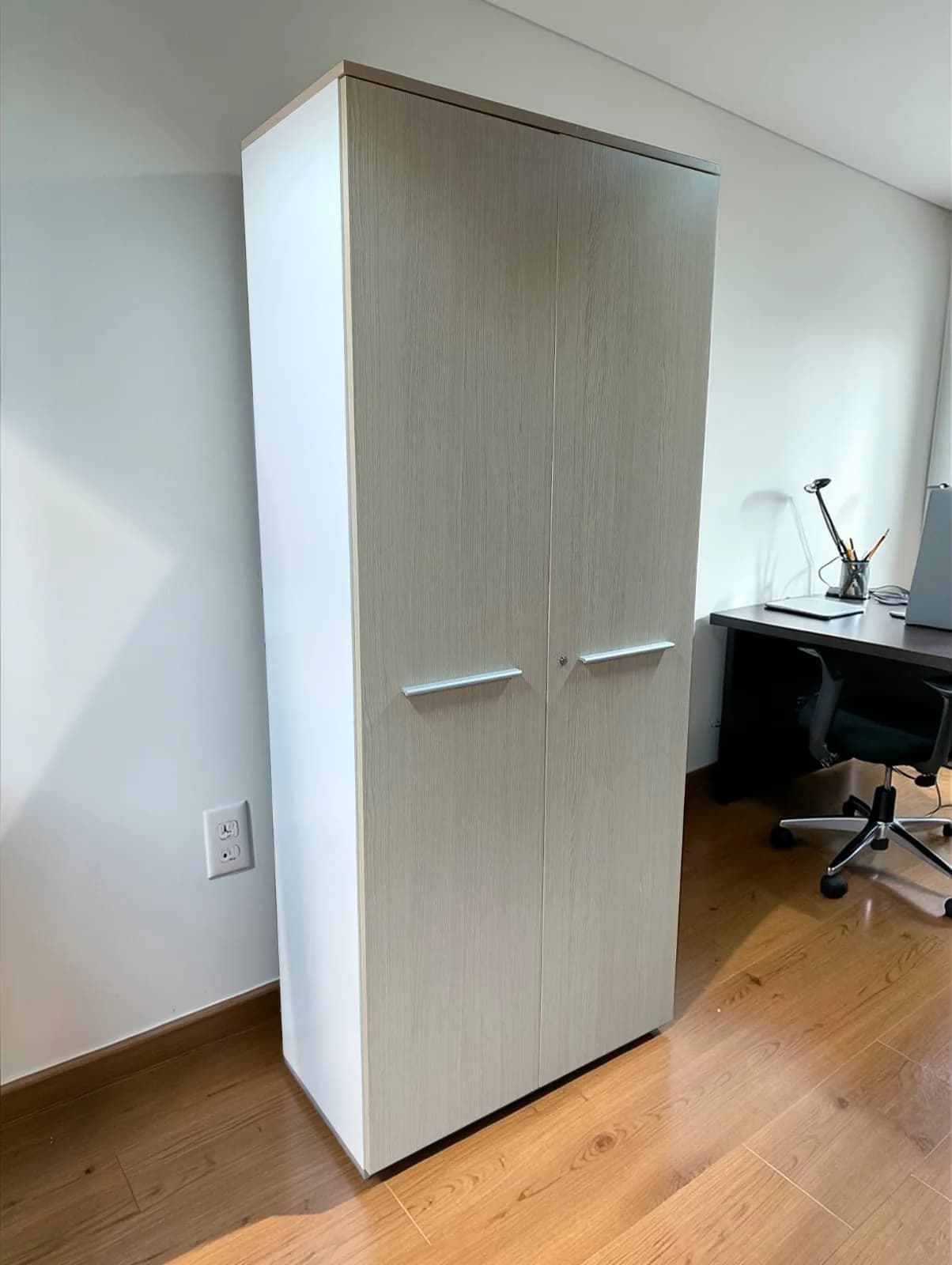 Armoire porte battante en bois   90x210cm — vue 2