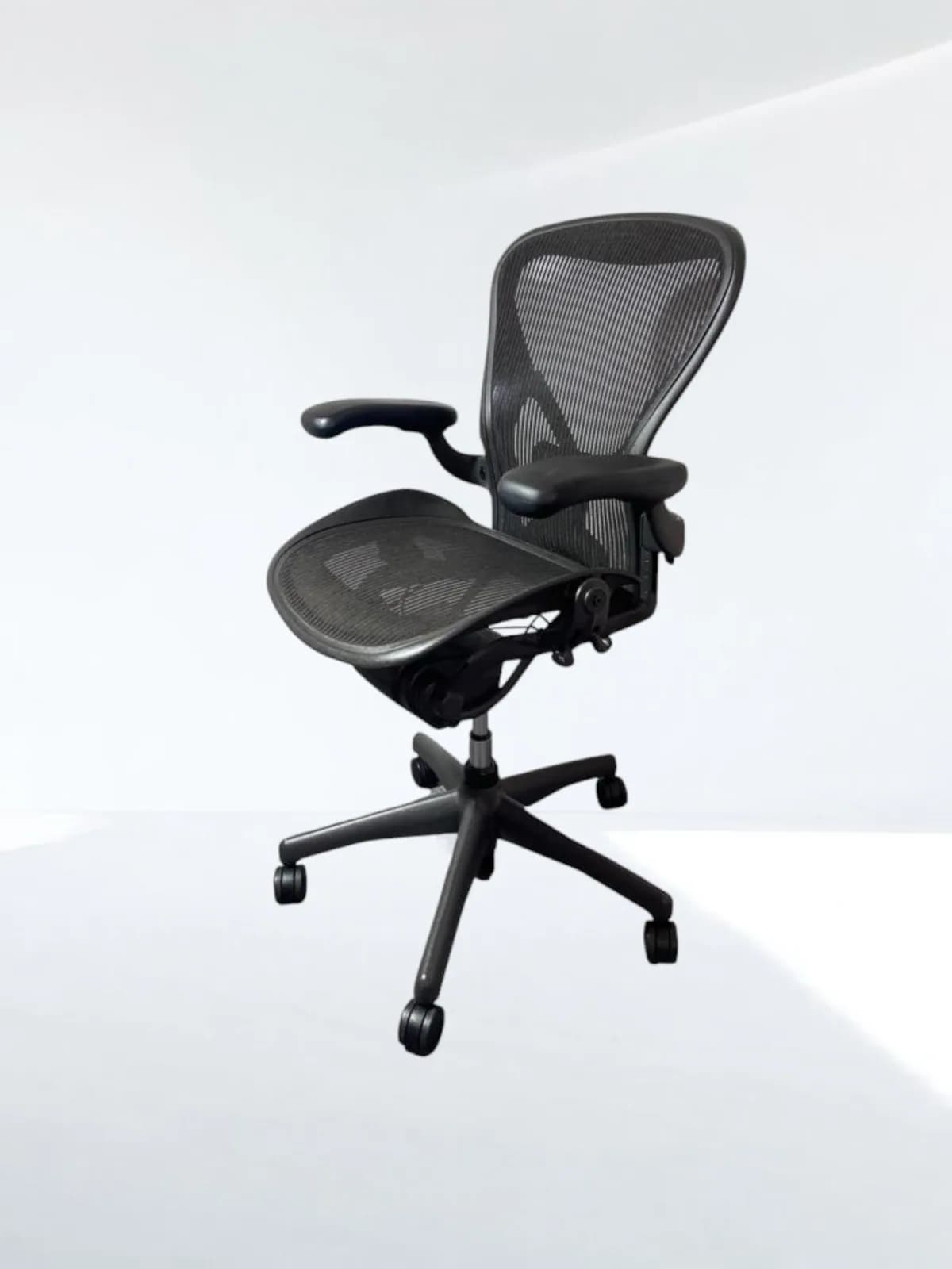 Fauteuil AERON Taille B - Herman MILLER Fauteuil AERON Taille B - Herman MILLER