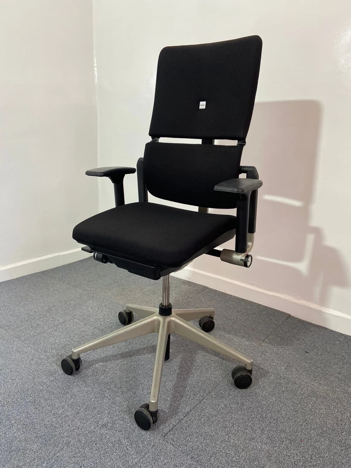 Chaise Steelcase Please 2 noir double dossier Chaise Steelcase Please 2 noir double dossier