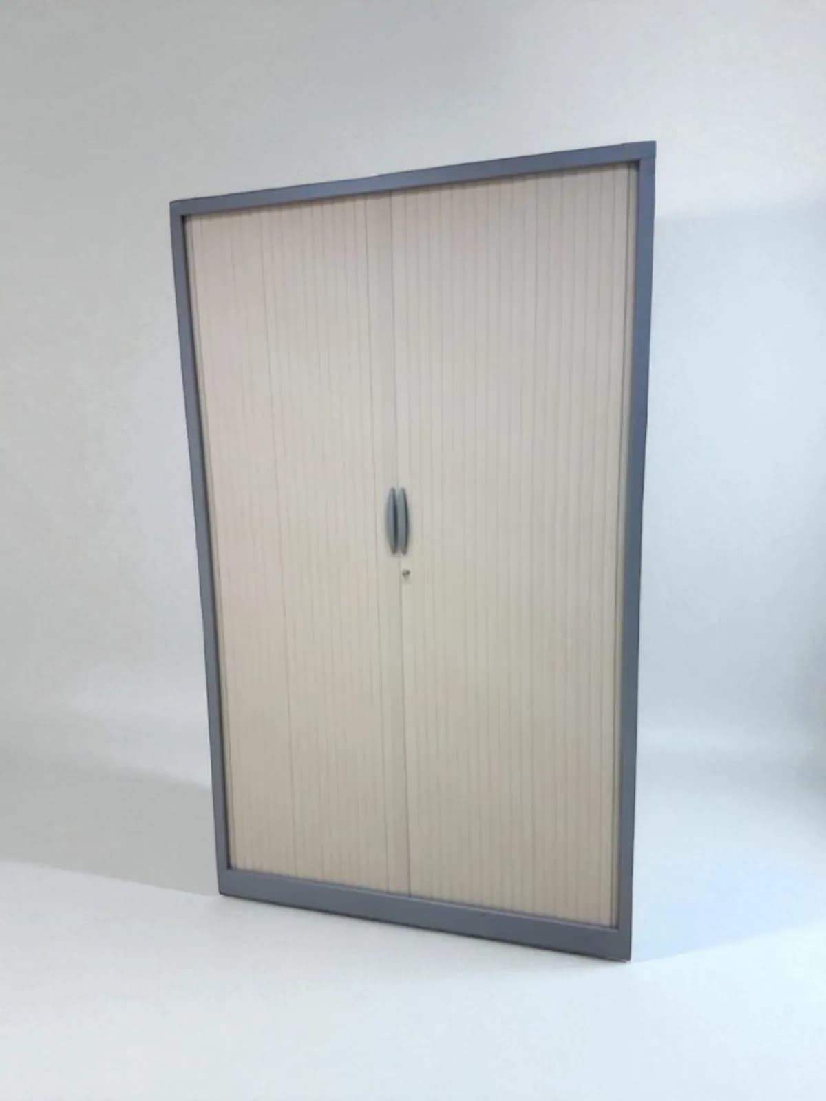 Armoire haute monobloc porte coulissante 120X200cm Armoire haute monobloc porte coulissante 120X200cm