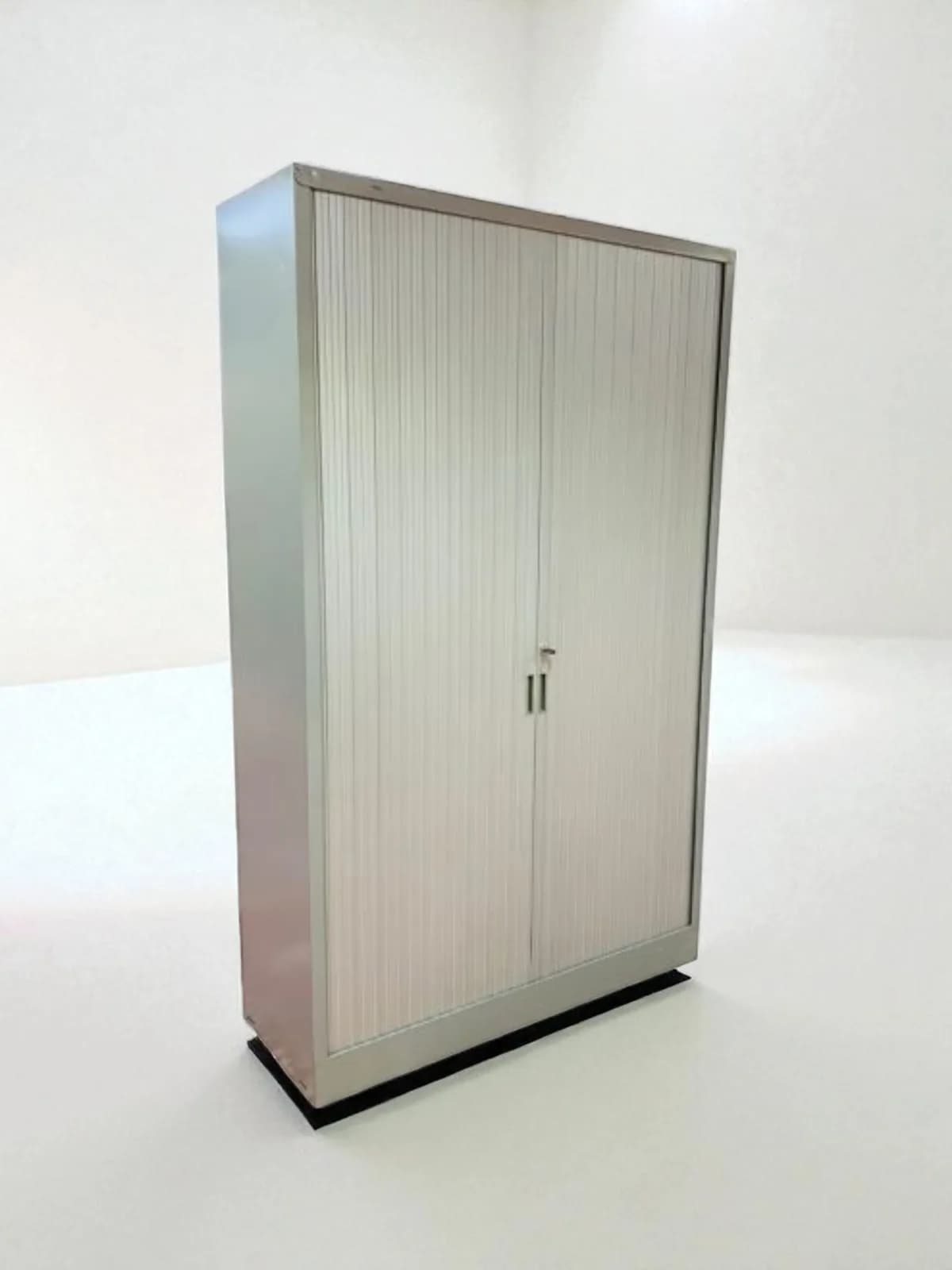Armoire haute Marcadet 120x200cm Armoire haute Marcadet 120x200cm