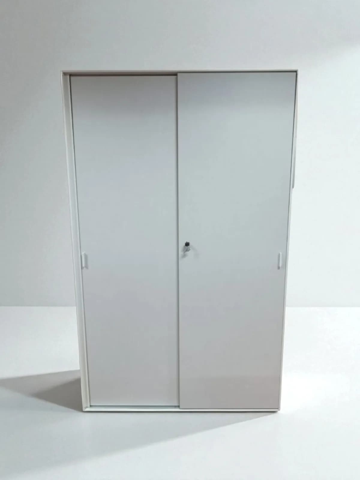 Armoire haute blanche porte coulissante 120x200cm Armoire haute blanche porte coulissante 120x200cm