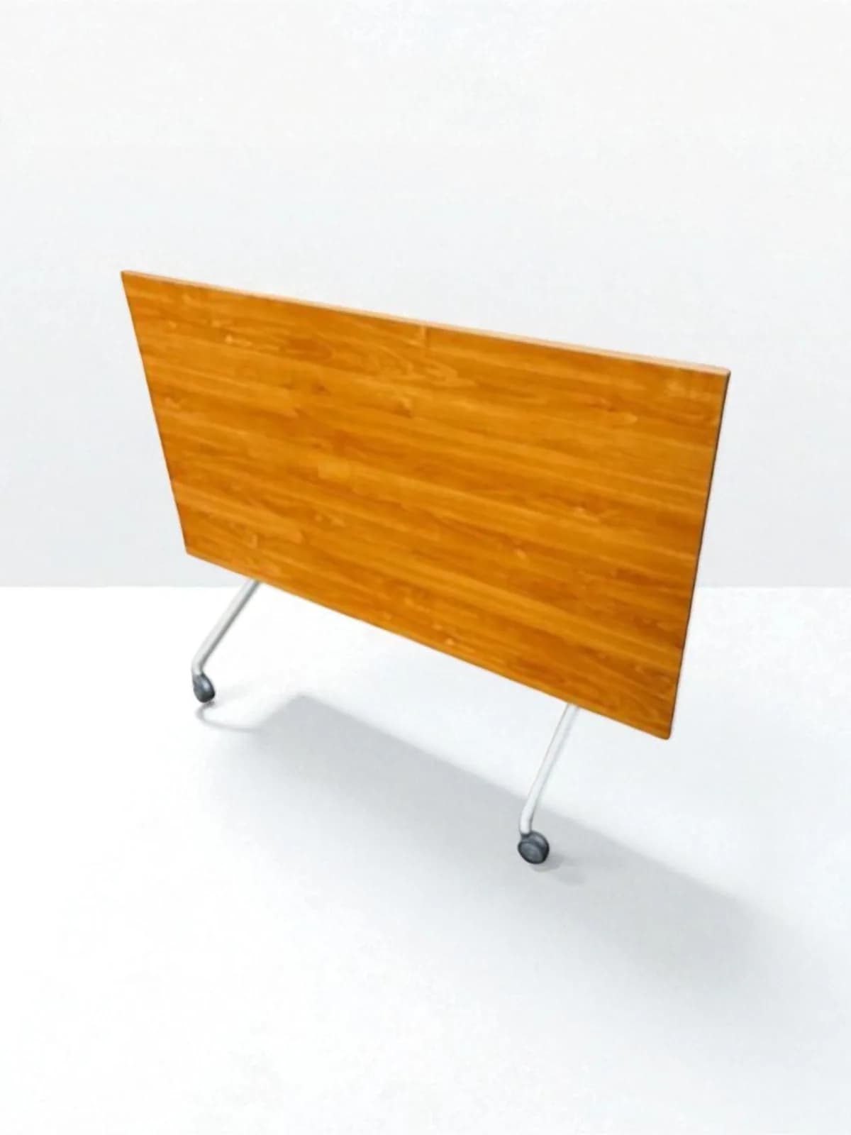 Table rabattable Kinnaprs piètement blanc 140x80cm Table rabattable Kinnaprs piètement blanc 140x80cm