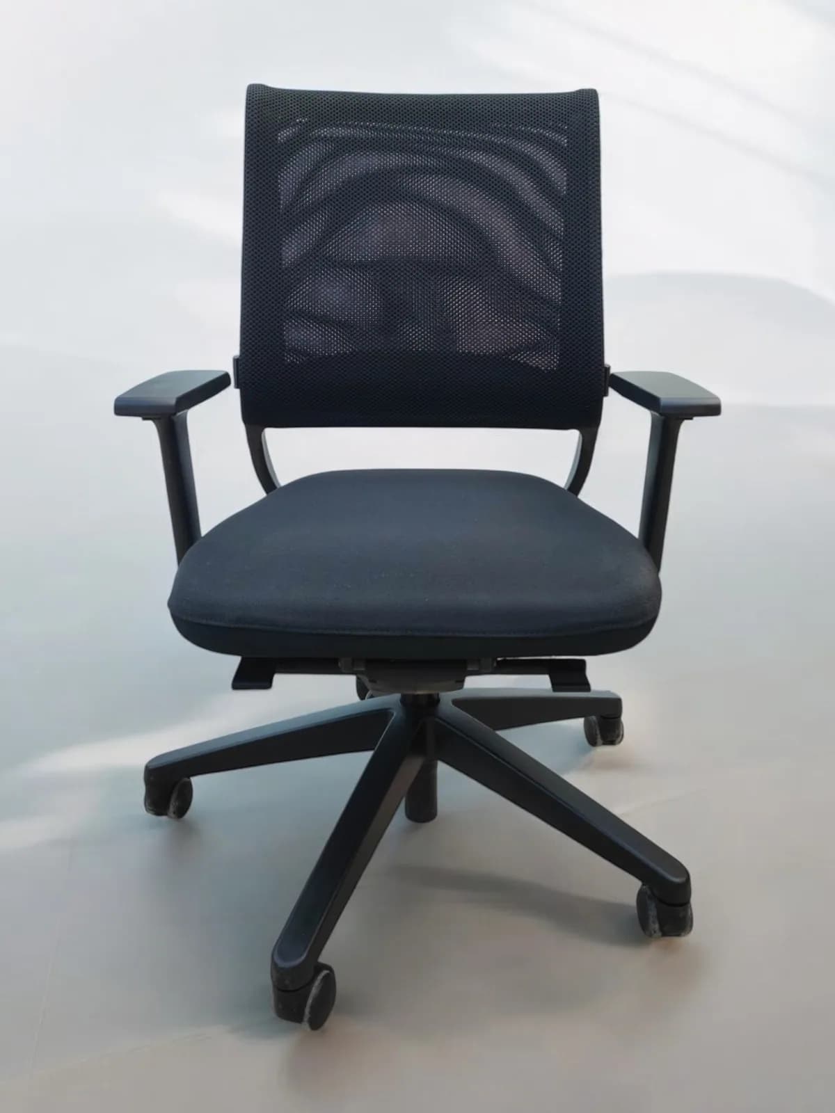 Chaise a roulette Sedus Netwin noir Promo Chaise a roulette Sedus Netwin noir Promo