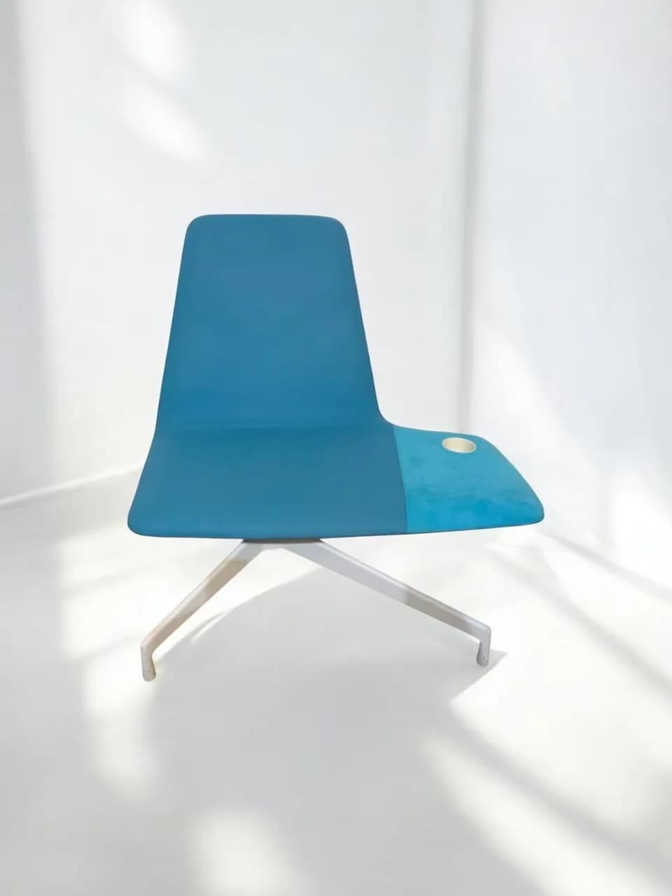 Fauteuil visiteur contemporain HARBOR Haworth bleu tissu Fauteuil visiteur contemporain HARBOR Haworth bleu tissu