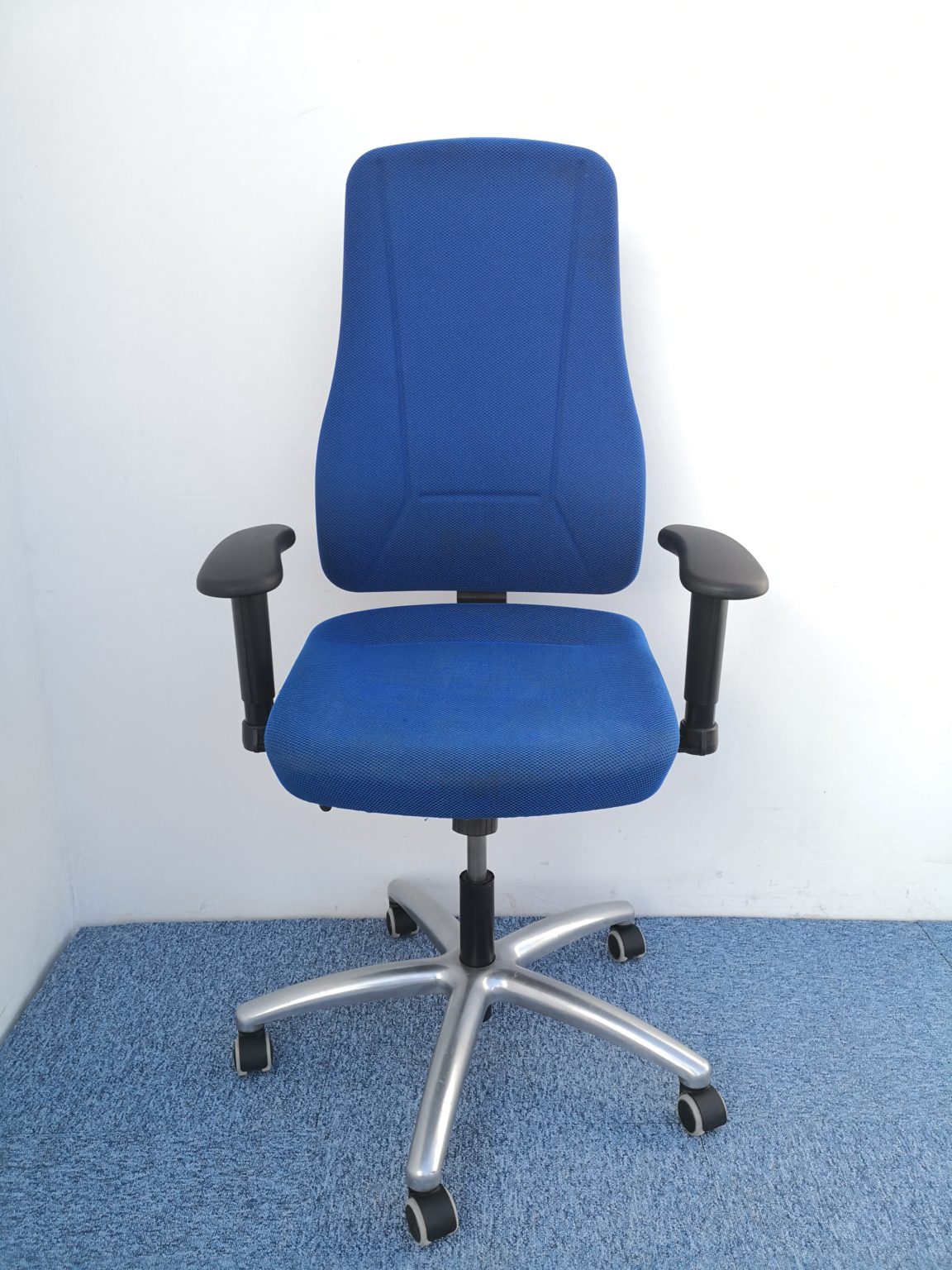 Chaise de bureau bleu LAGA  Mobilier Bureau Pro