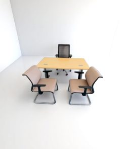 Bureau droit Columbia chêne pietement I 140x80cm