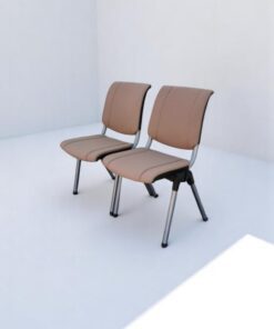 Deux Chaise visiteur HÅG Conventio empilable aluminium