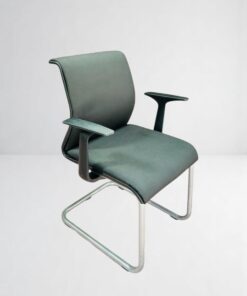 Chaise visiteur steelcase thinks luge noir
