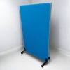 Cloison de bureau phonique sur roue Gotessons tissu bleu